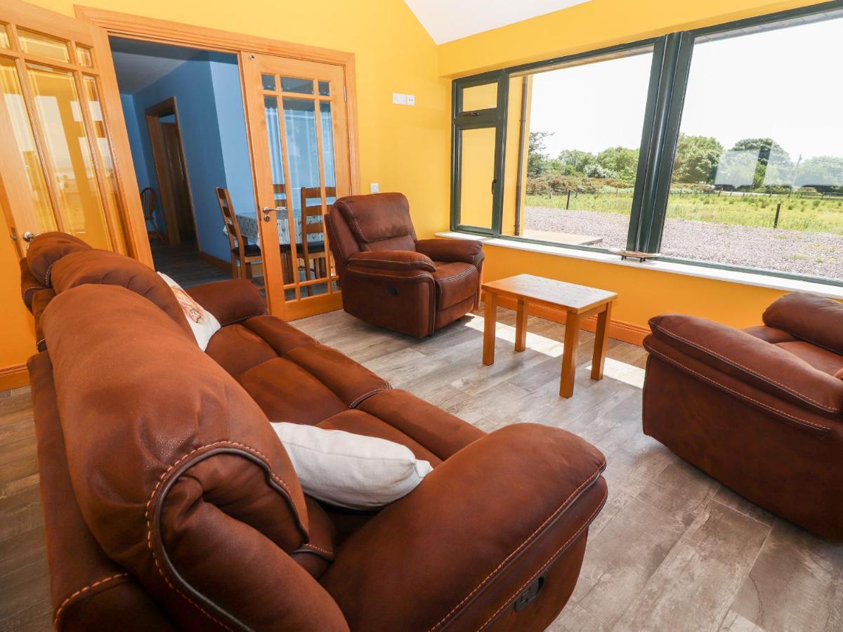 Lack Cottage ترالي المظهر الخارجي الصورة